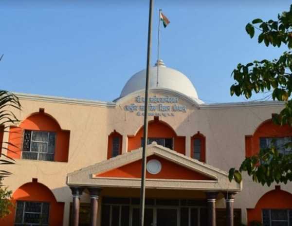 मप्र : अंबेडकर विश्वविद्यालय की पूर्व कुलपति के खिलाफ जांच के आदेश